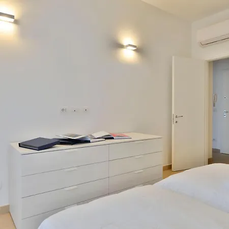 Apartman Ur-nest Galleria Del Toro *