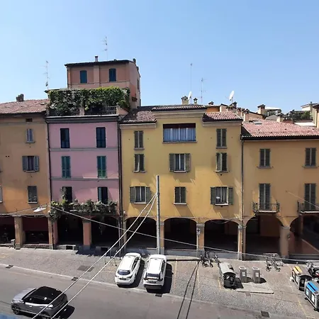 Ur-nest Galleria Del Toro Apartman Bologna