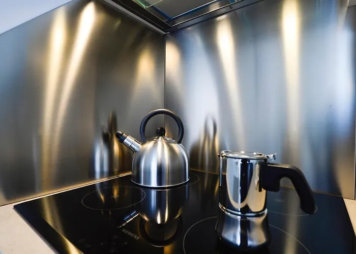 Ur-nest Galleria Del Toro * Bologna