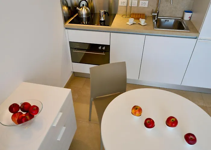 Ur-nest Galleria Del Toro Apartment Bologna